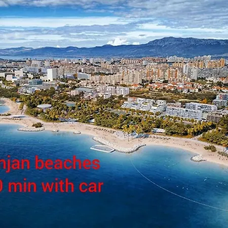 Lulu 90 M2 In Center Of Apartment